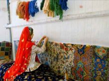 نقش تأثیرگذار زنان در تحول صنایع دستی نقش تأثیرگذار زنان در تحول صنایع دستی