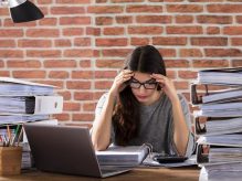 نیازمند یک دستیار هستم نیازمند یک دستیار هستم